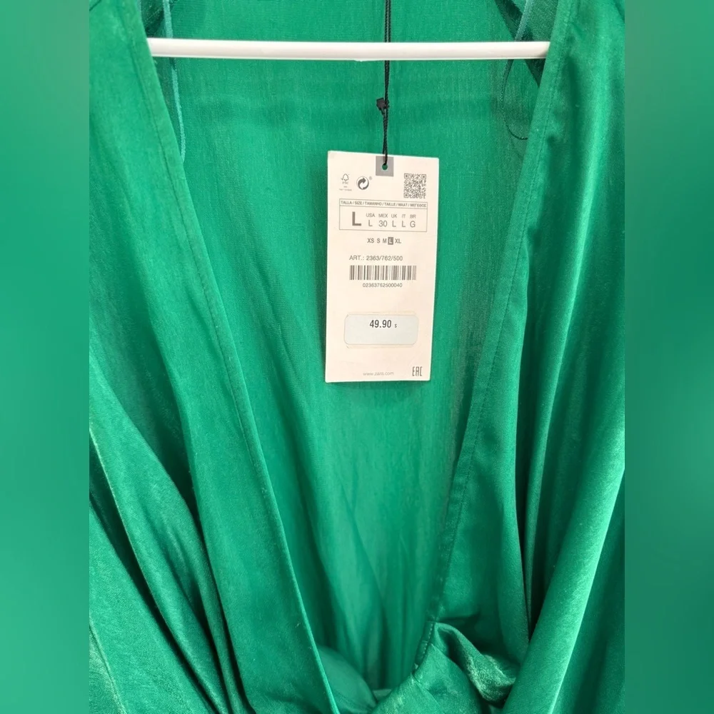 Elegant Green ZARA Women's Dress NWT - Picture 4 of 5